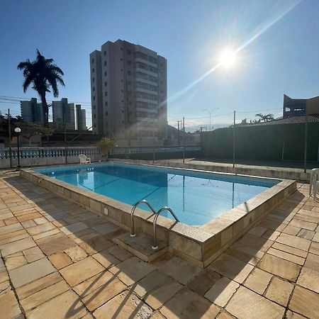 Apartamento Com Piscina A 150M Da Praia Apartment Caraguatatuba Ngoại thất bức ảnh